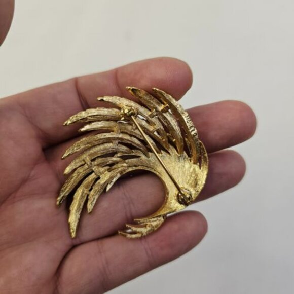 Monet Gold Tone Metal Straw Wheat Brooch Harvest Marked Pin - Picture 6 of 7